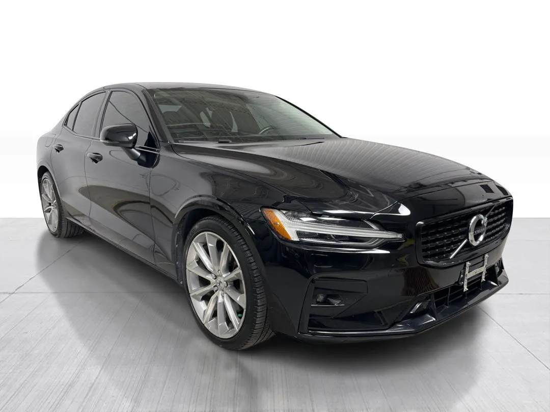 2022 Volvo S60
