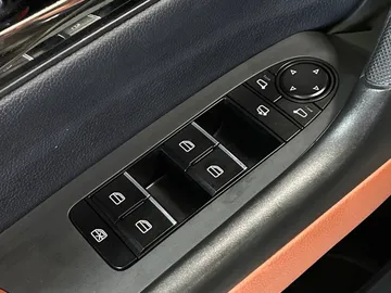 2023 Mazda CX-50 - image 25