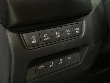 2023 Mazda CX-50 - image 32