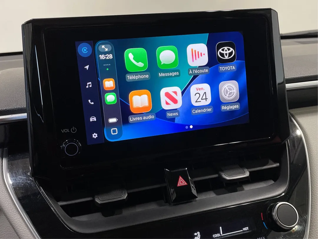 2024 Toyota Corolla Cross — photo 6
