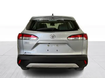 2024 Toyota Corolla Cross - image 12