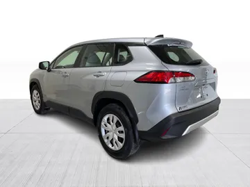2024 Toyota Corolla Cross - image 11