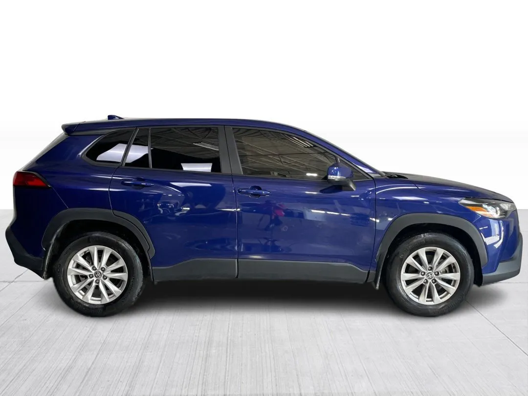 2022 Toyota Corolla Cross — photo 2