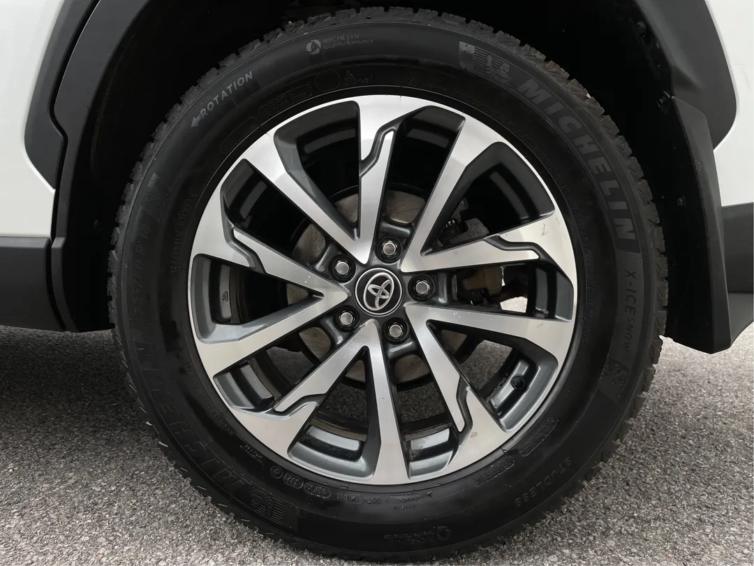 2023 Toyota Corolla Cross — photo 6