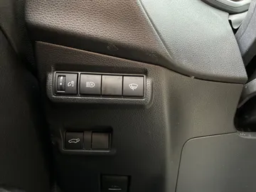 2023 Toyota Corolla Cross - image 29