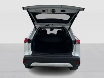 2023 Toyota Corolla Cross - image 13