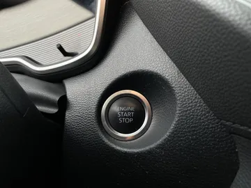 2023 Toyota Corolla Cross - image 22
