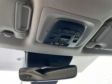 2023 Toyota Corolla Cross - image 30