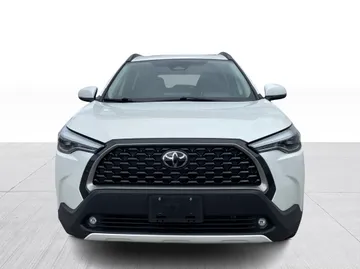 2023 Toyota Corolla Cross - image 8