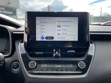 2023 Toyota Corolla Cross - image 28