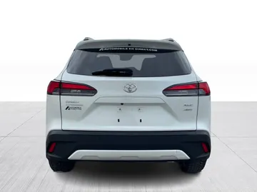 2023 Toyota Corolla Cross - image 12