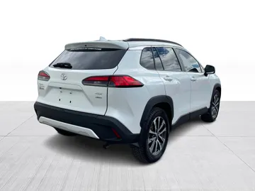 2023 Toyota Corolla Cross - image 14