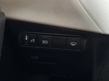 2024 Toyota Corolla Cross - image 34