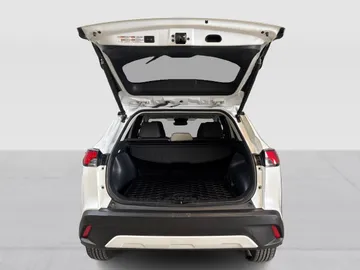 2024 Toyota Corolla Cross - image 14