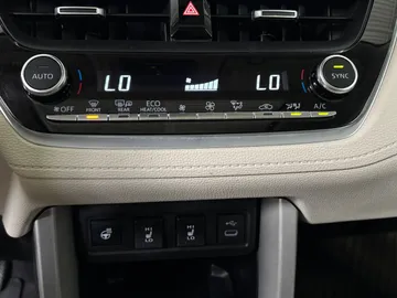 2024 Toyota Corolla Cross - image 26