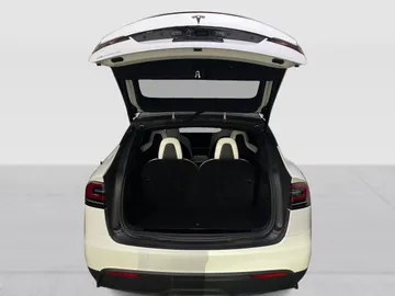 2022 Tesla Model X - image 12