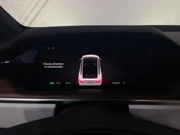 2022 Tesla Model X - image 16