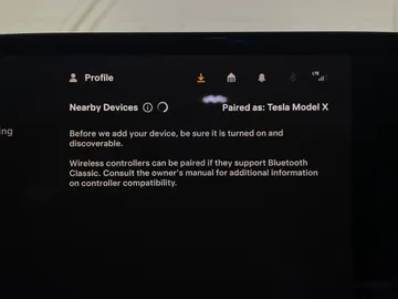 2022 Tesla Model X - image 28