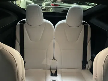 2022 Tesla Model X - image 26