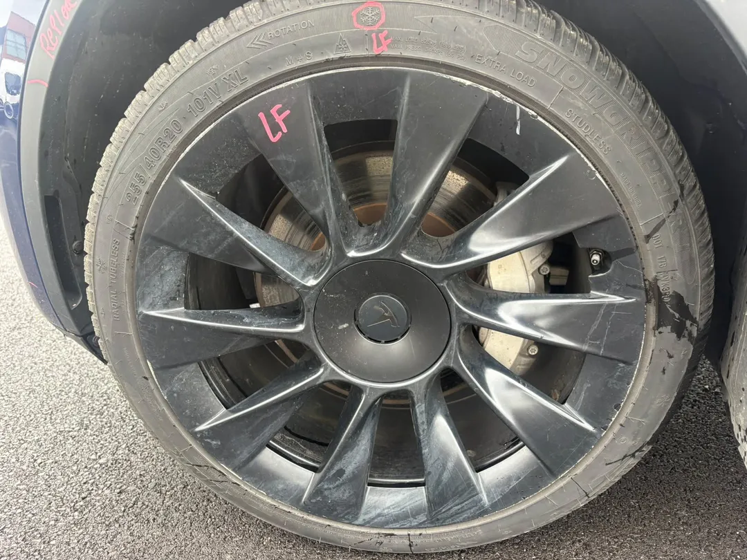 2022 Tesla Model Y — photo 5