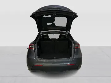 2022 Tesla Model Y - image 14