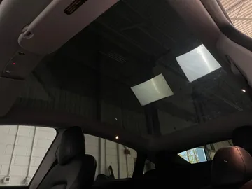 2022 Tesla Model Y - image 6