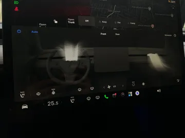 2022 Tesla Model Y - image 24