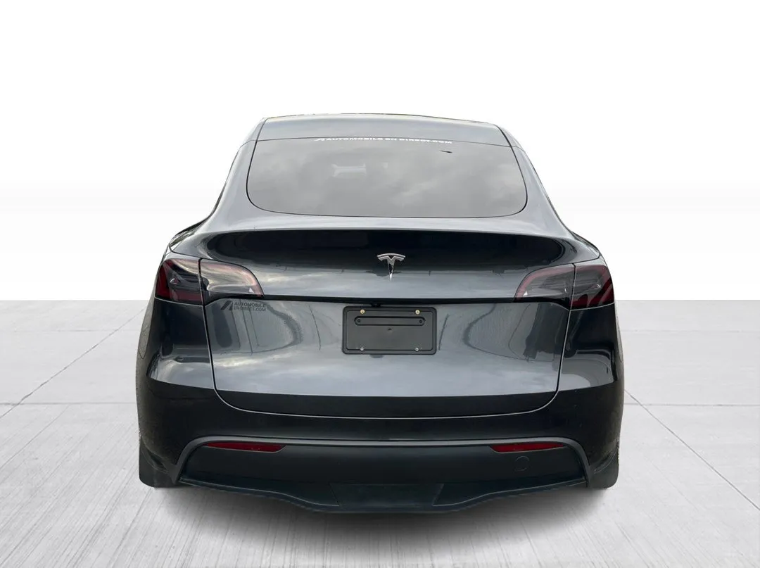 2024 Tesla Model Y, photo 10