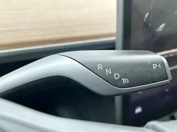 2024 Tesla Model Y - image 28