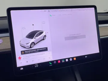 2022 Tesla Model Y - image 21