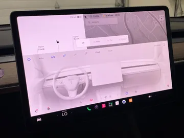 2022 Tesla Model Y - image 18