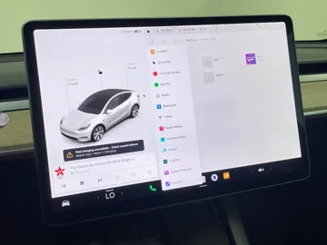 2022 Tesla Model Y - image 23