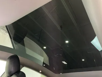 2022 Tesla Model Y - image 6