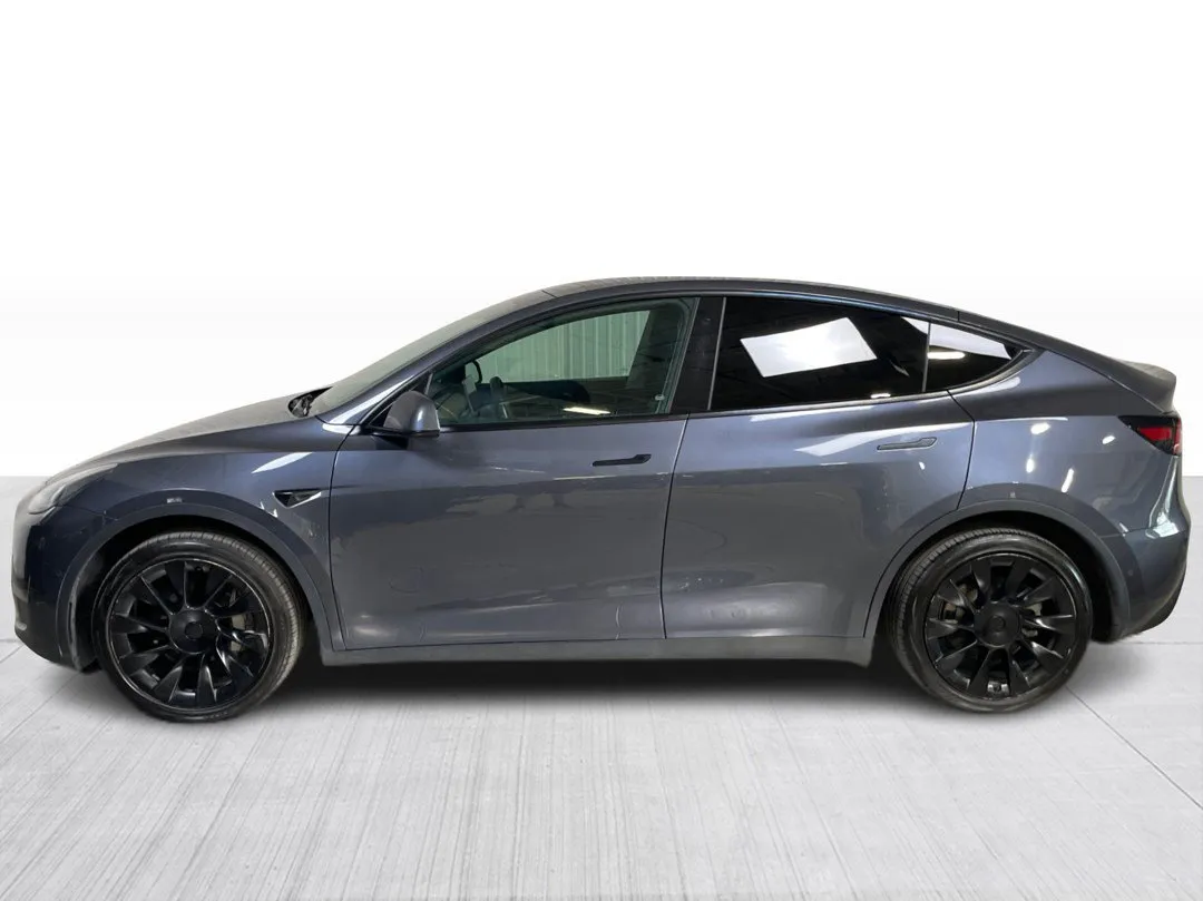 Tesla Model Y Long Range AWD 2022, photo 9
