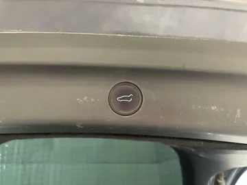 2022 Tesla Model Y - image 20