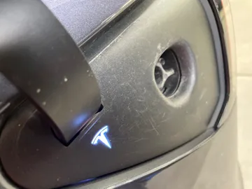2022 Tesla Model Y - image 21
