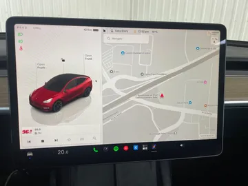2022 Tesla Model Y - image 21