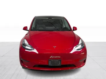2022 Tesla Model Y - image 8