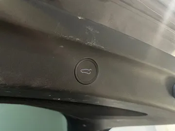 2022 Tesla Model Y - image 20