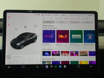 2022 Tesla Model Y - image 31