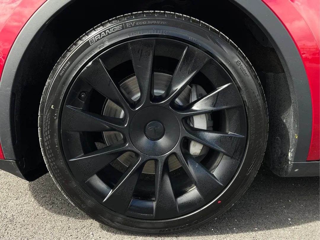 2022 Tesla Model Y Long Range AWD, photo 6