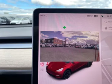 2022 Tesla Model Y - image 18