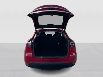 2022 Tesla Model Y - image 14
