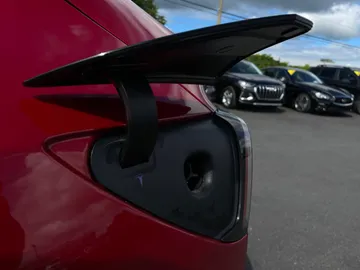 2022 Tesla Model Y - image 20
