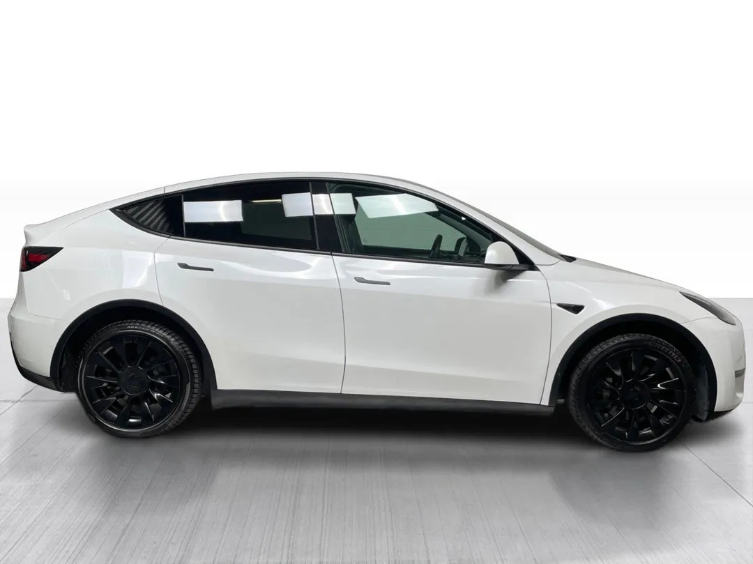 Tesla Model Y 2022 à vendre - photo 2