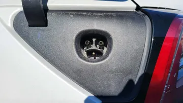 2022 Tesla Model Y - image 10
