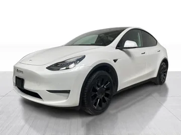 2022 Tesla Model Y - image 9