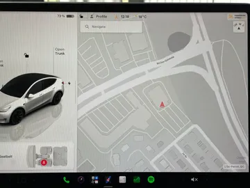 2022 Tesla Model Y - image 28