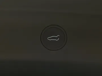 2022 Tesla Model Y - image 18