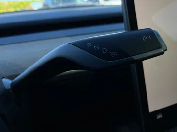 2022 Tesla Model Y - image 25
